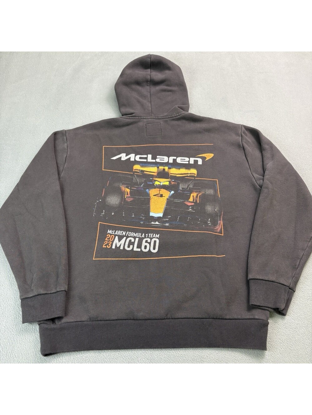 McLaren Formula 1 Team F1 Racing Pullover Hoodie Size Medium Gray 2023